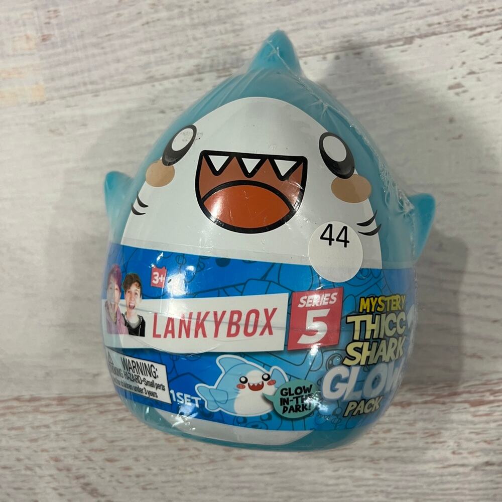 LankyBox Mystery Thicc Shark Glow Pack Series 5 NEW